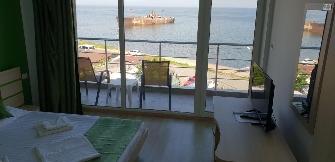 Pensiunea Andra Costineşti Exterior foto